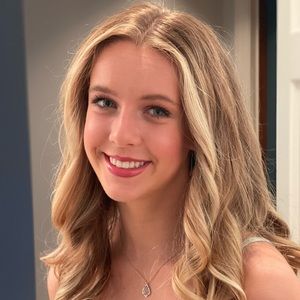 Meet your Posher, Mackenzie